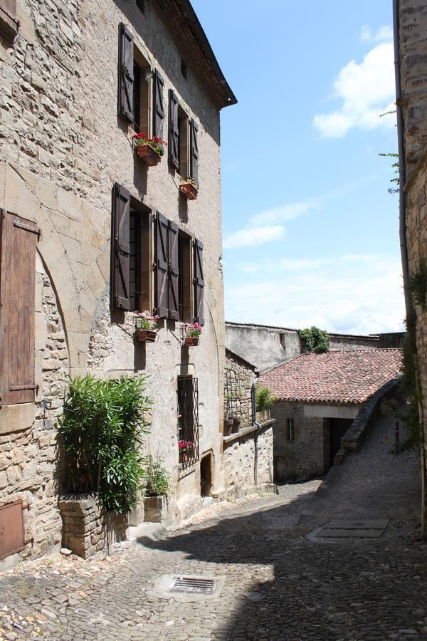 D'Ici Et D'Ailleurs Bed & Breakfast Cordes Sur Ciel Dış mekan fotoğraf